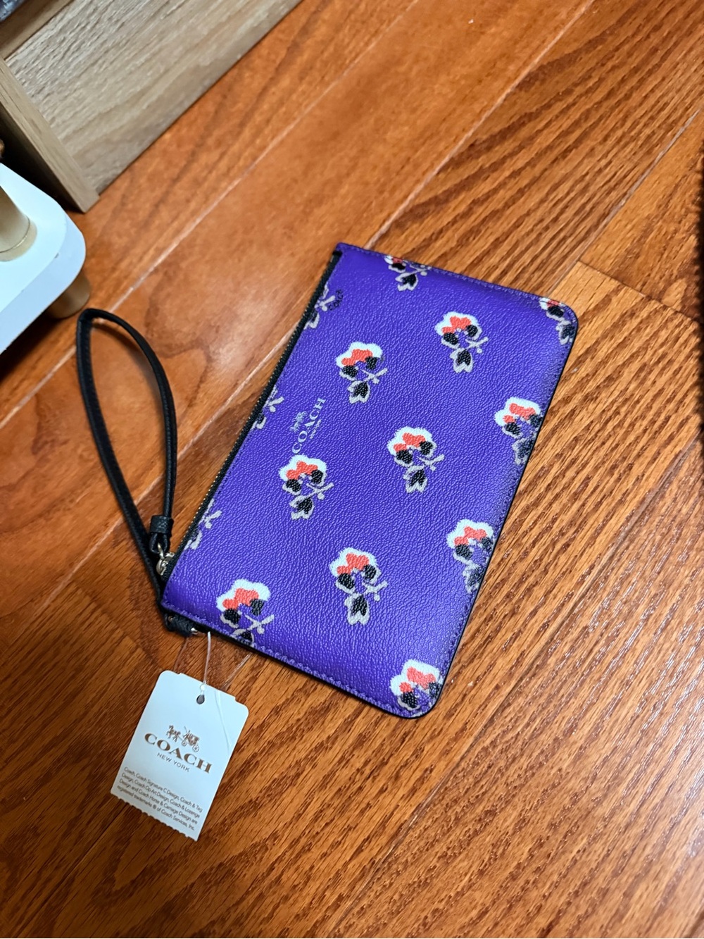 Coach Bramble Rose Small Zip Wristlet (Model F56027)